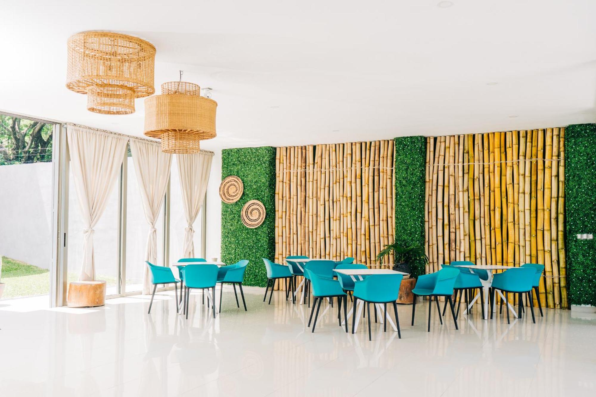 Equinoccio Hotel Santa Ana Luaran gambar