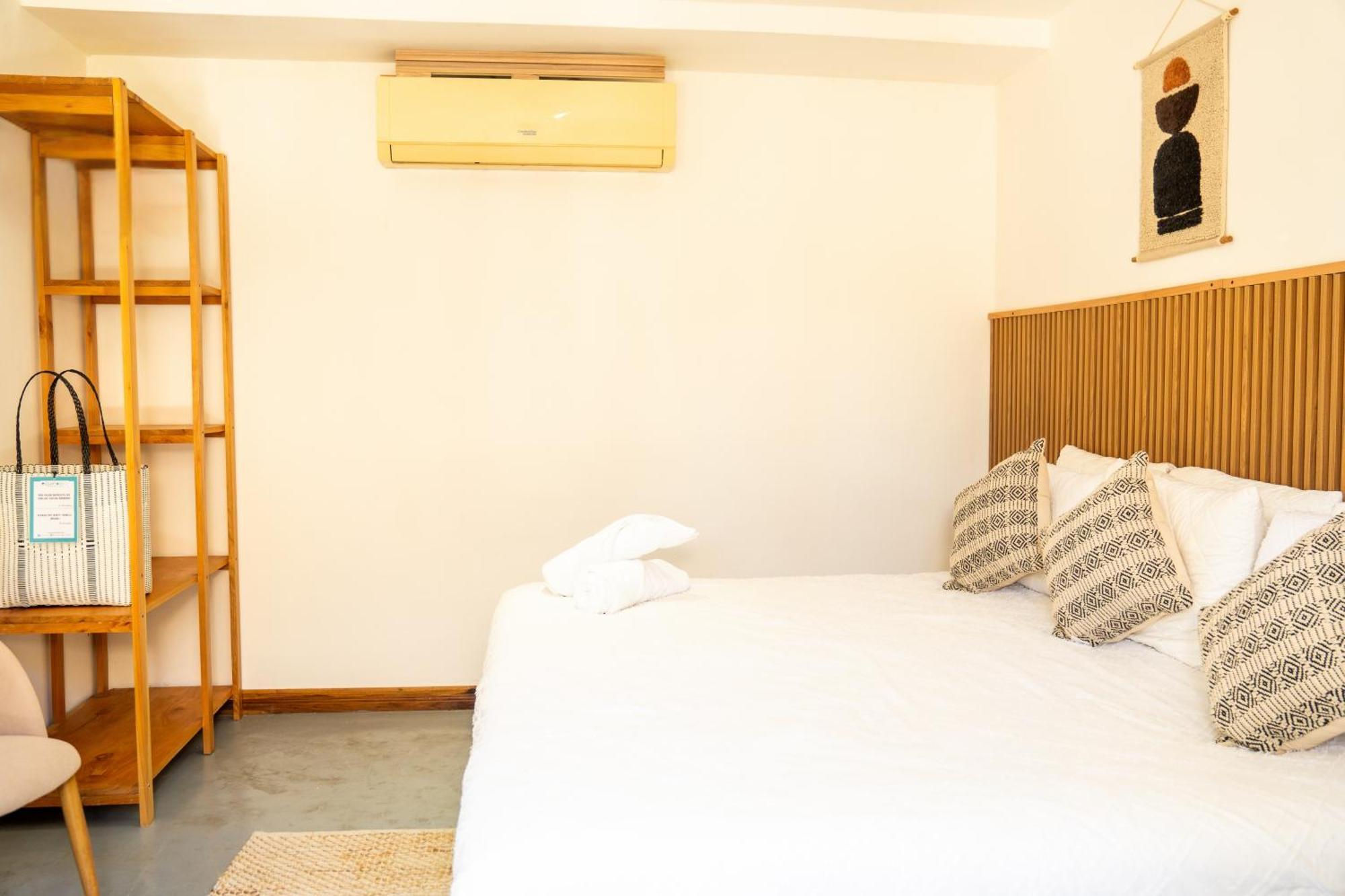 Equinoccio Hotel Santa Ana Bilik gambar